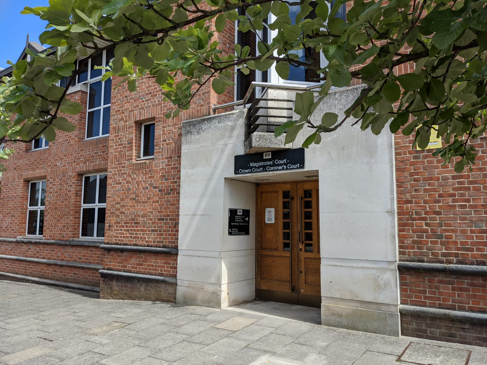 Isle of Wight man facing harassment charge failed to appear in court - Vimarsana News