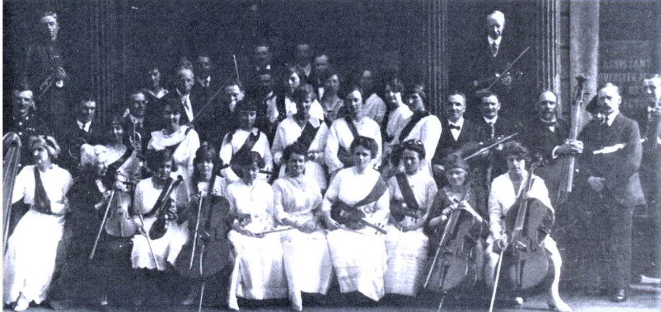 Kathleen Riddick Ventnor WW1 concert. Kathleen is seated 4th from left with her Cello.
