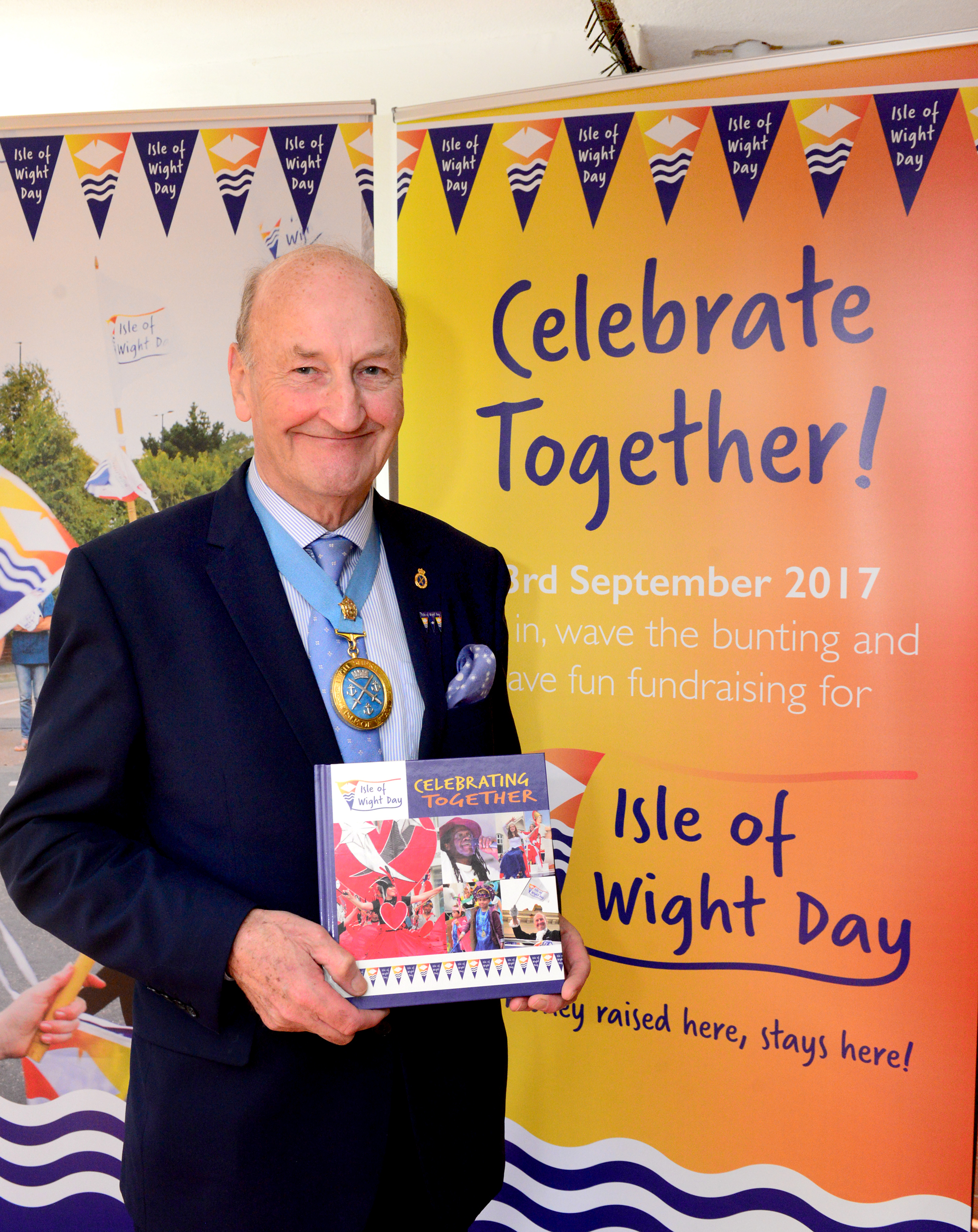Covid-19 heroes and victims remembered on Isle of Wight Day | Isle of Wight County Press - Vimarsana News