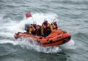 Kite surfer in difficulty prompts Cowes RNLI call-out