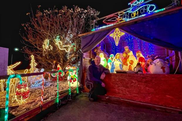 Isle of Wight County Press: Long Lane lights. Picture by Pamela Parker.