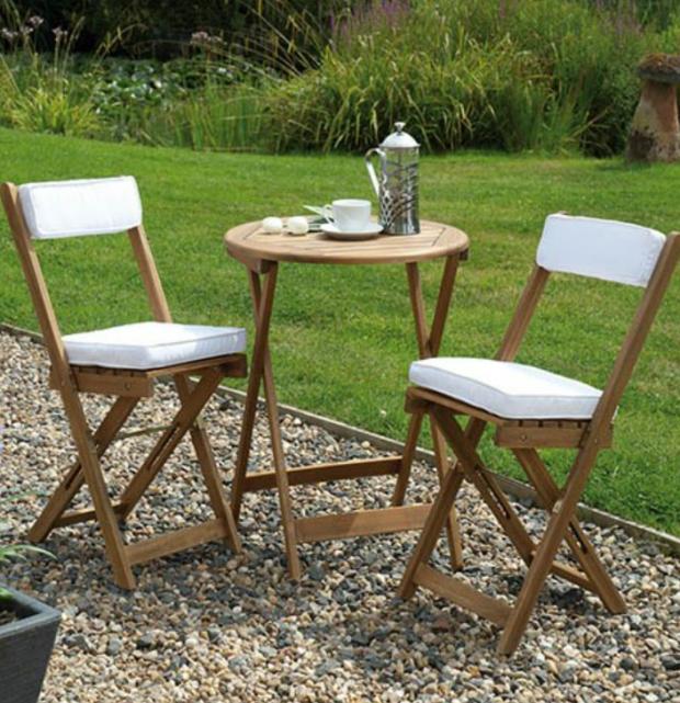 Isle of Wight County Press: Raffles Bistro Set with Cushions - Natural. Credit: You Garden