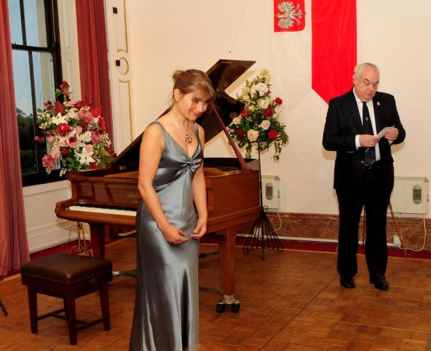 Isle of Wight County Press: Pianist Eva Maria Doroszkowska, pictured here at the 70th anniversary celebrations in 2012.