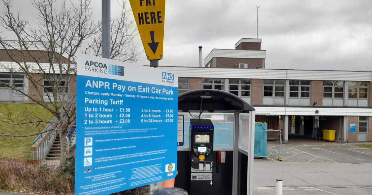 Parking in Cardiff Central Station Riverside - Cardiff - APCOA Parking