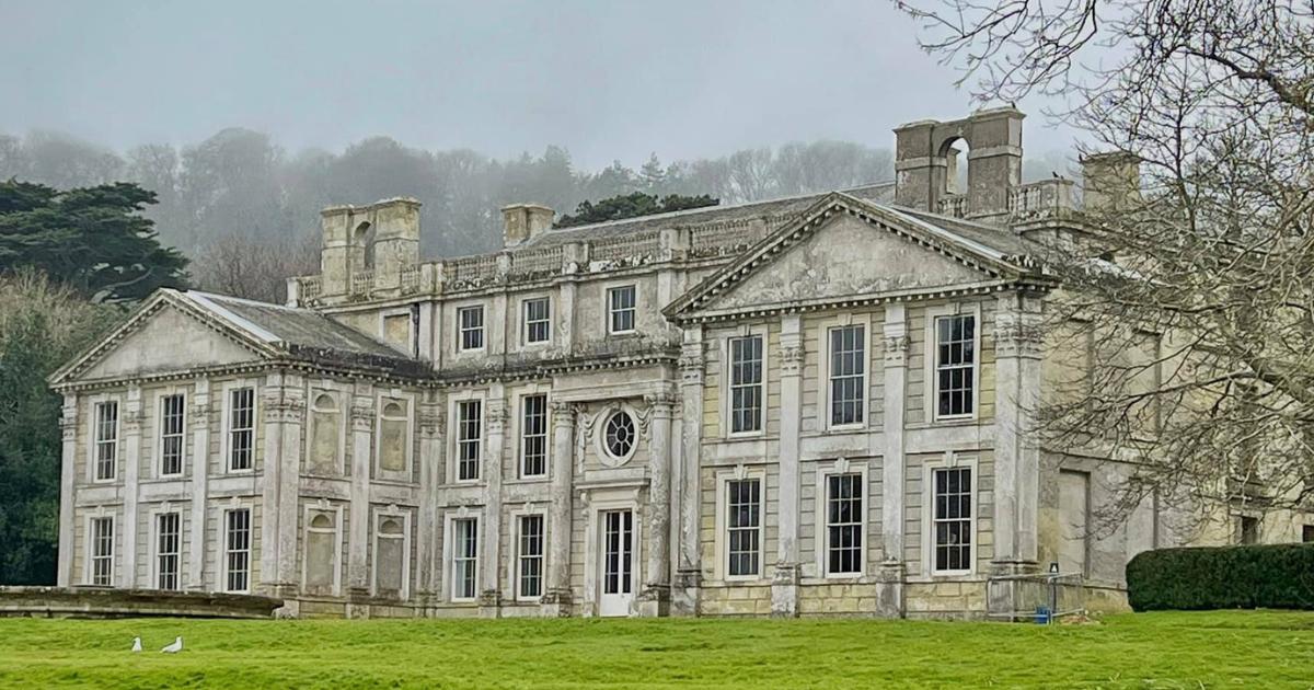 Isle of Wight Appuldurcombe House 'handed over' and more past stories