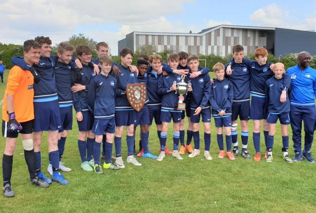 Cowes Youth U15 Celebrate Double After Remarkable Mid Solent Debut Isle Of Wight County Press
